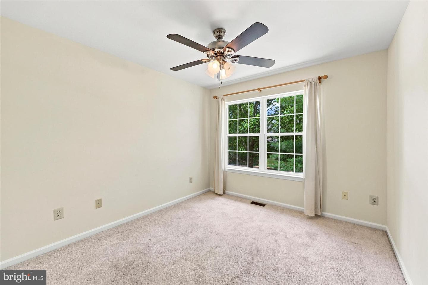 53 Sheffield Court photo 25