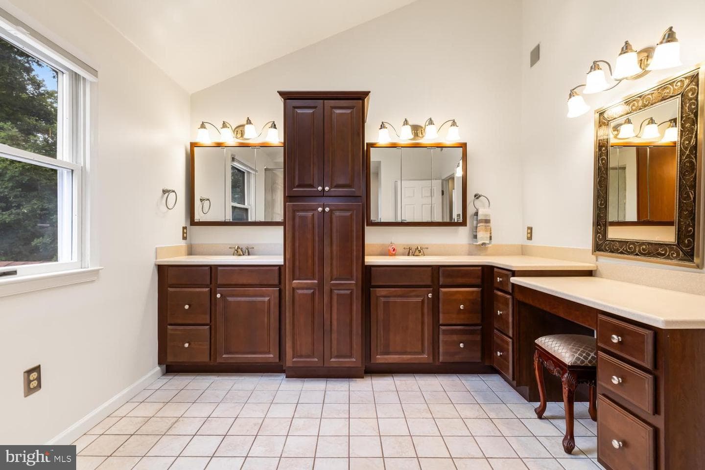 345 Reinert Road photo 24
