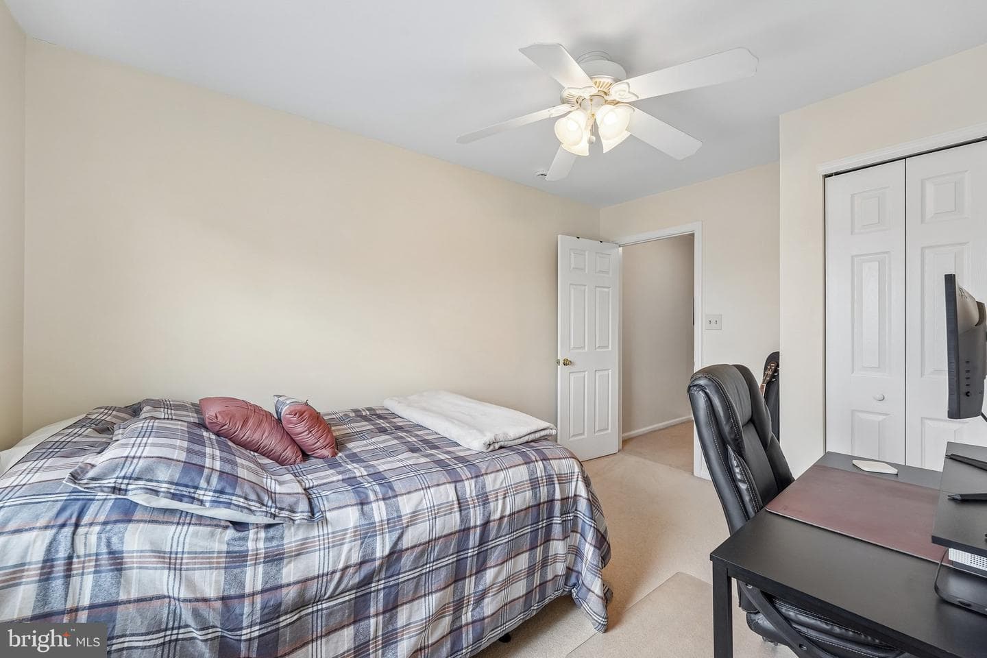 154 Lafayette Court photo 23