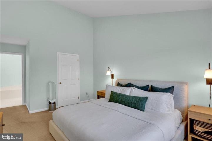 2305 Carriage Lane photo 22