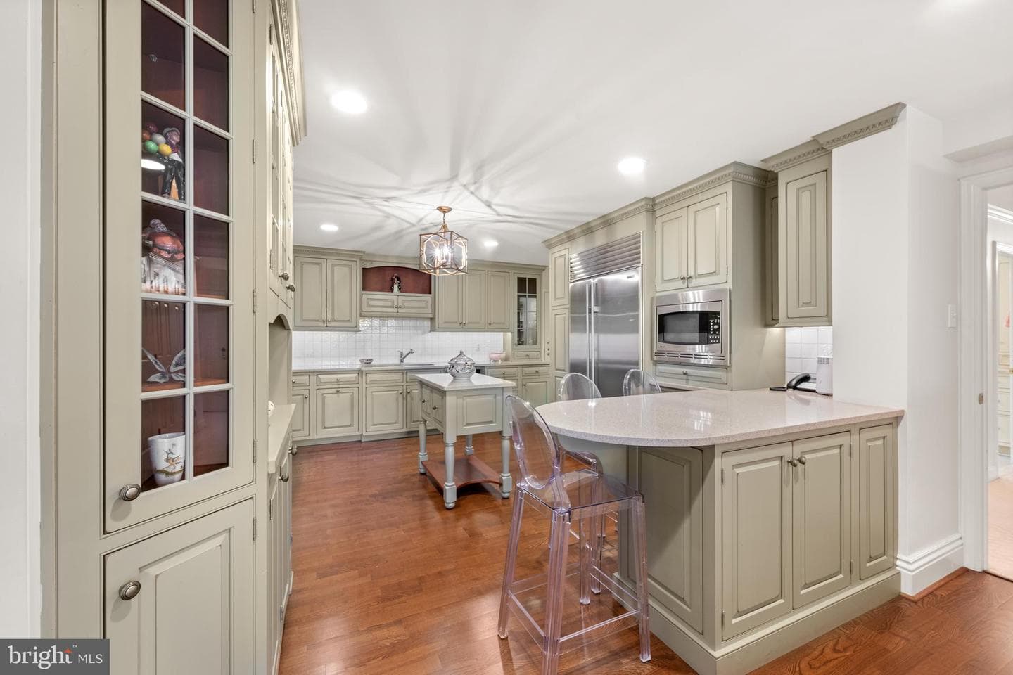 100 Grays Lane #506 photo 19