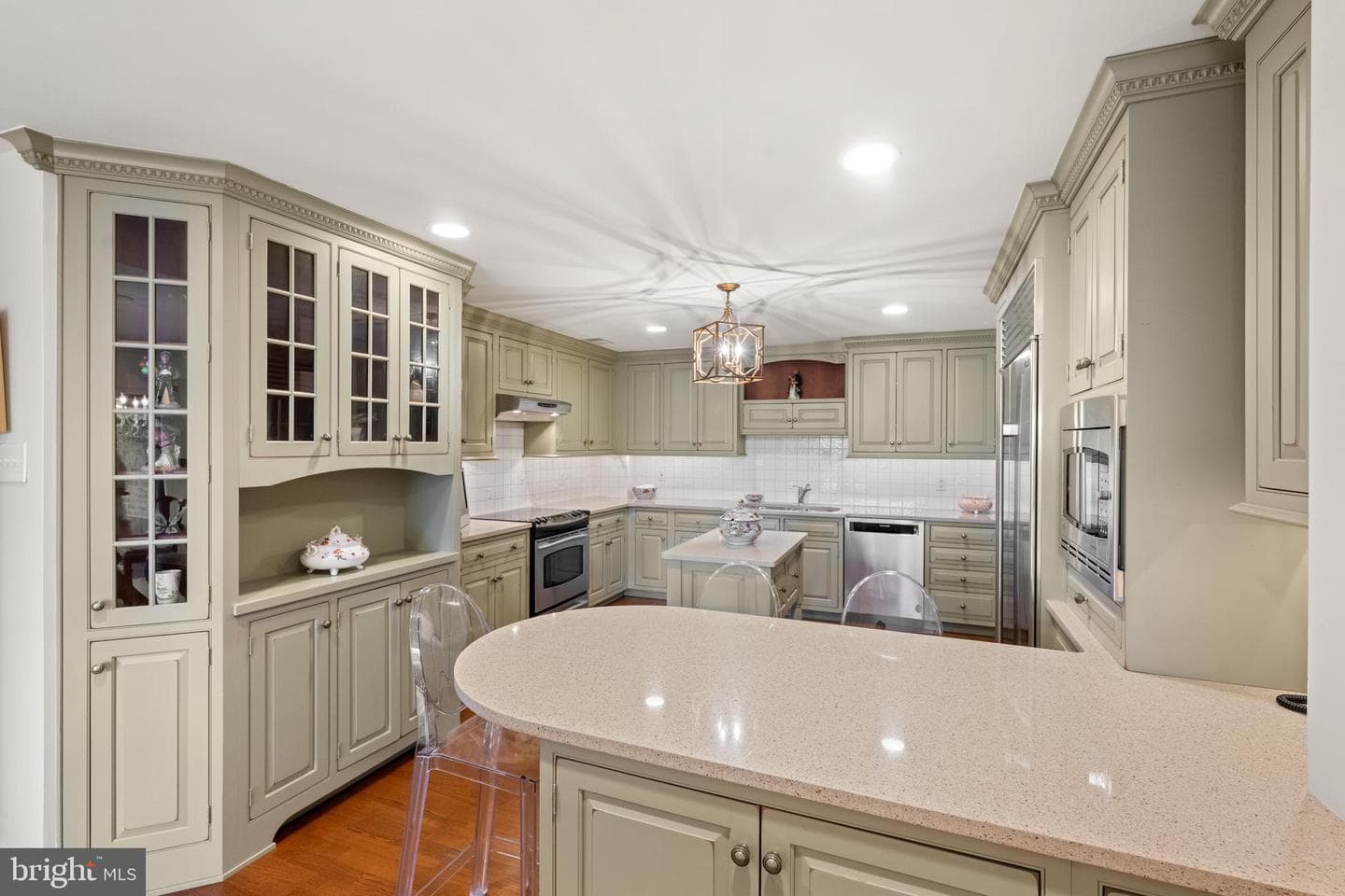 100 Grays Lane #506 photo 21