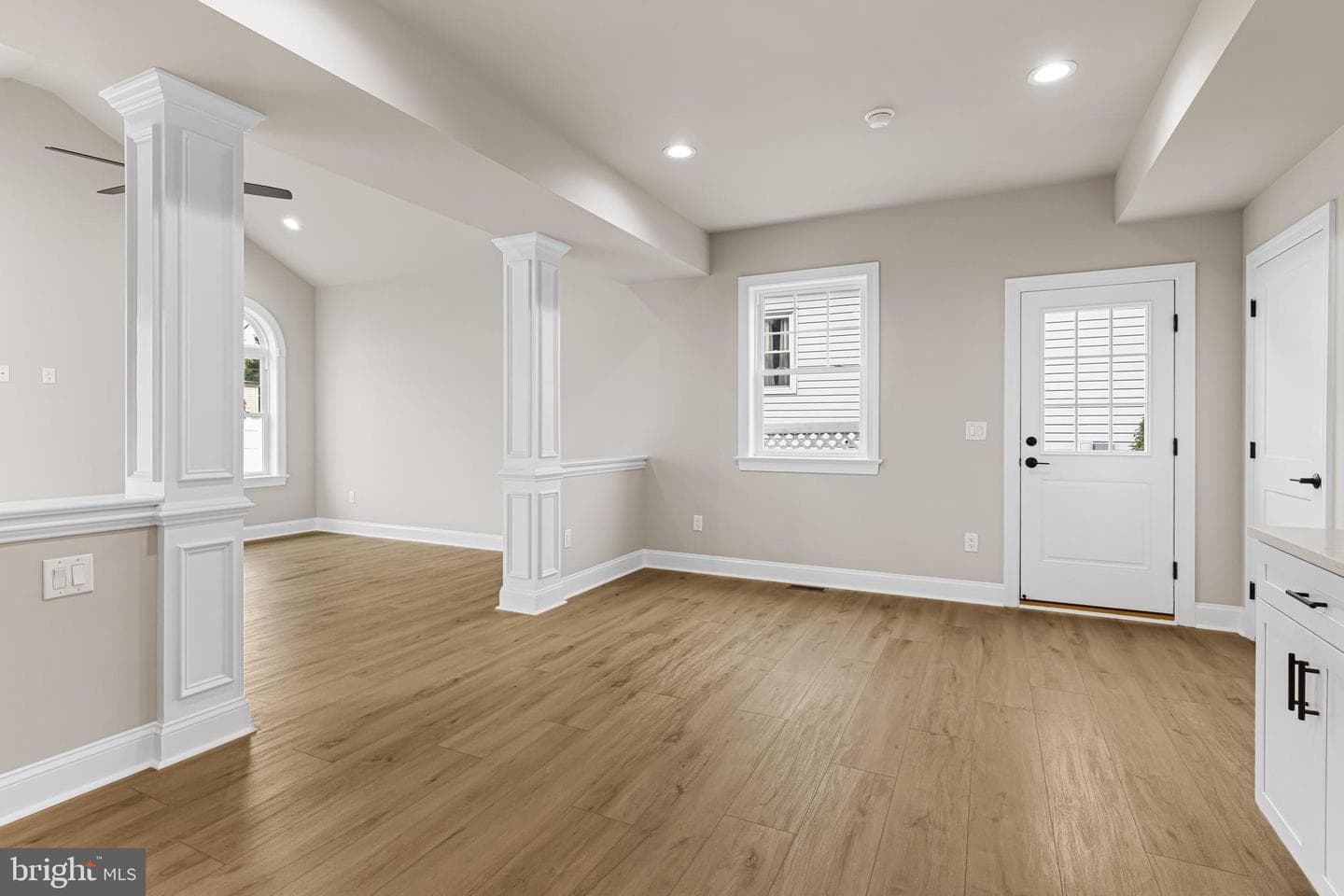 232 Brook Street photo 12