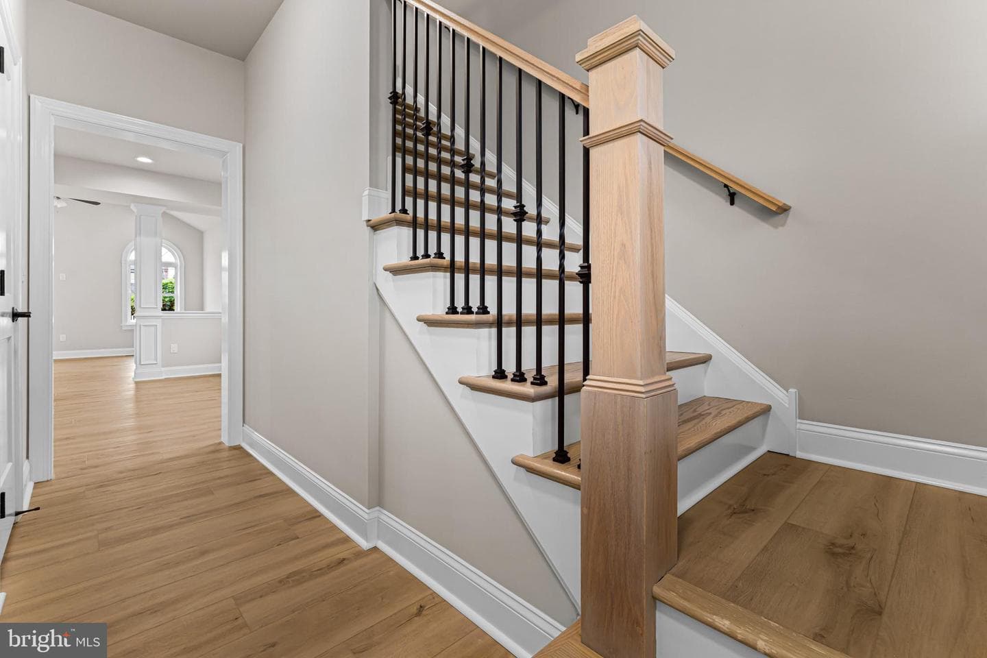 232 Brook Street photo 4