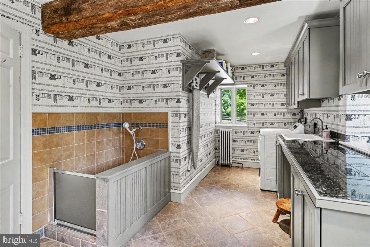 7029 Sheaff Lane photo 39