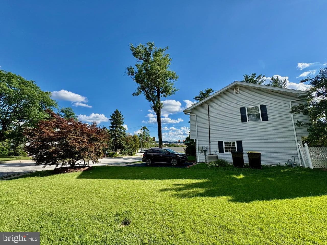 599 Elliott Drive photo 16