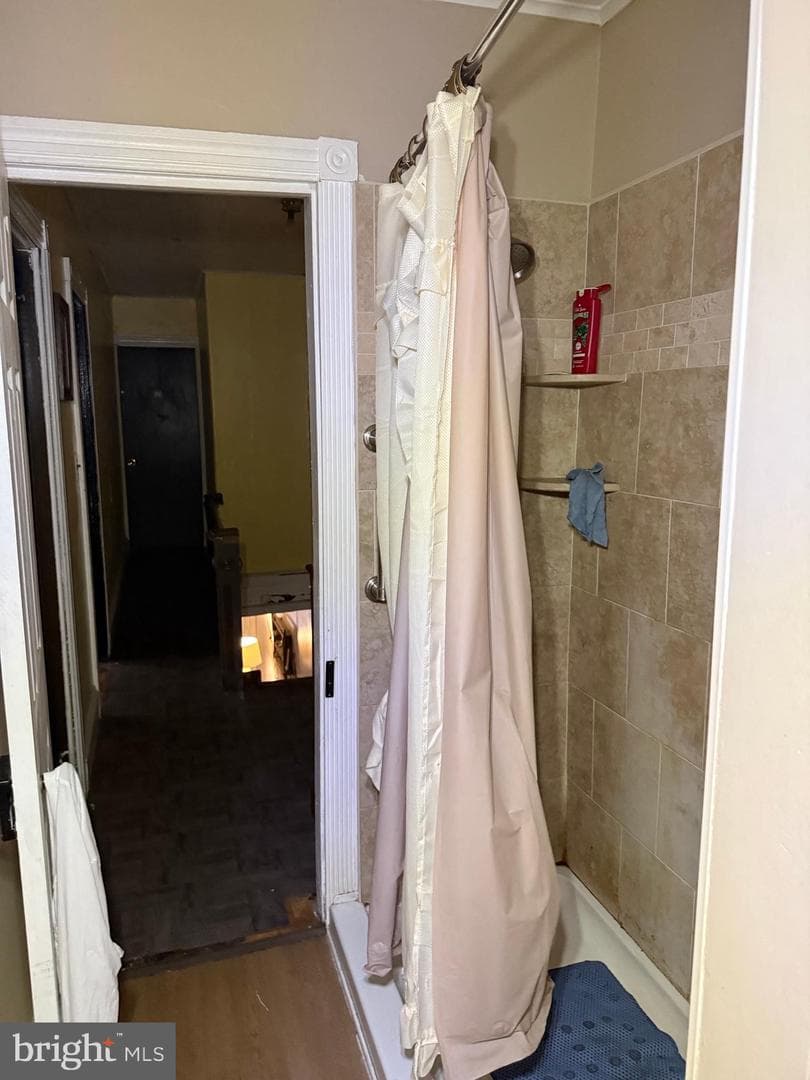 216 E Marshall Street photo 21