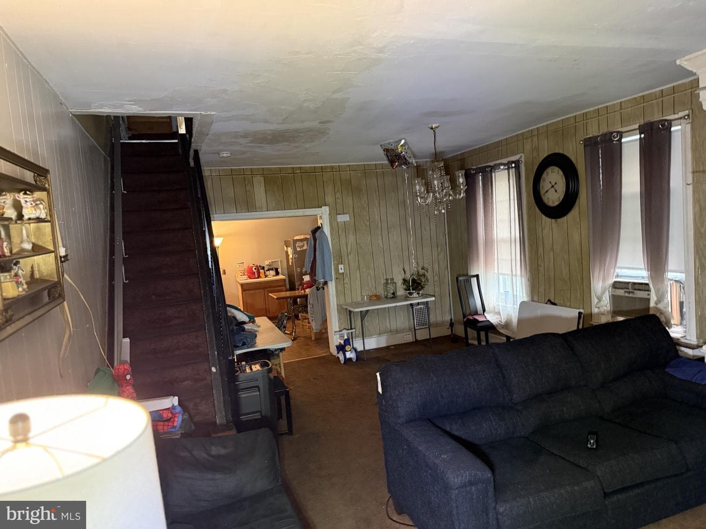 216 E Marshall Street photo 5