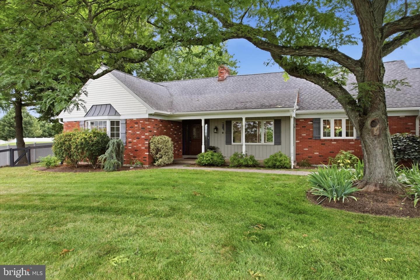645 Mininger Road photo 3