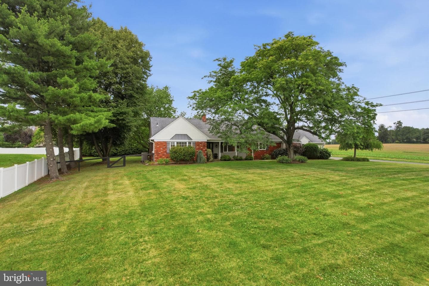 645 Mininger Road photo 8