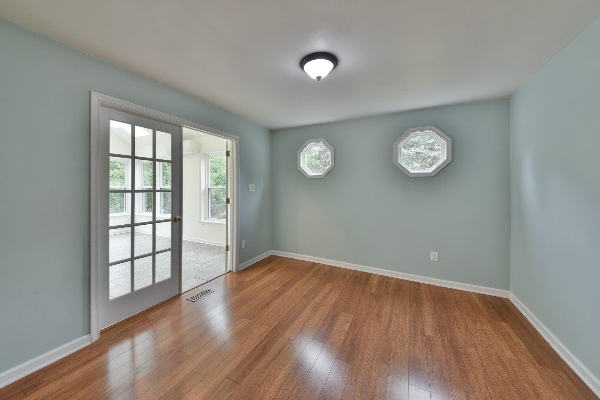 773 Holly Circle photo 16
