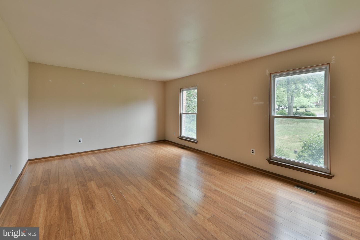 773 Holly Circle photo 7