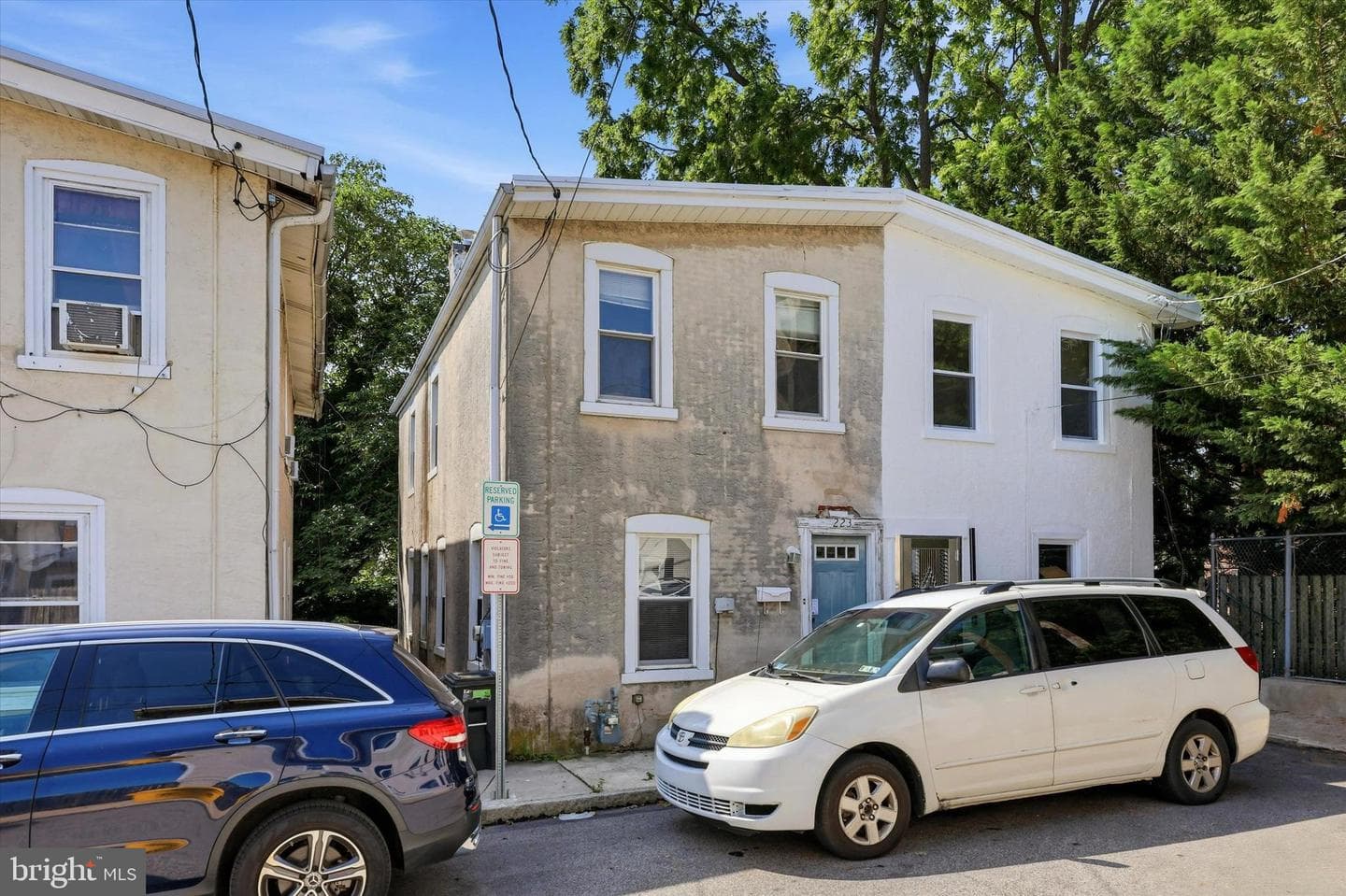 223 Sheas Terrace, Ardmore