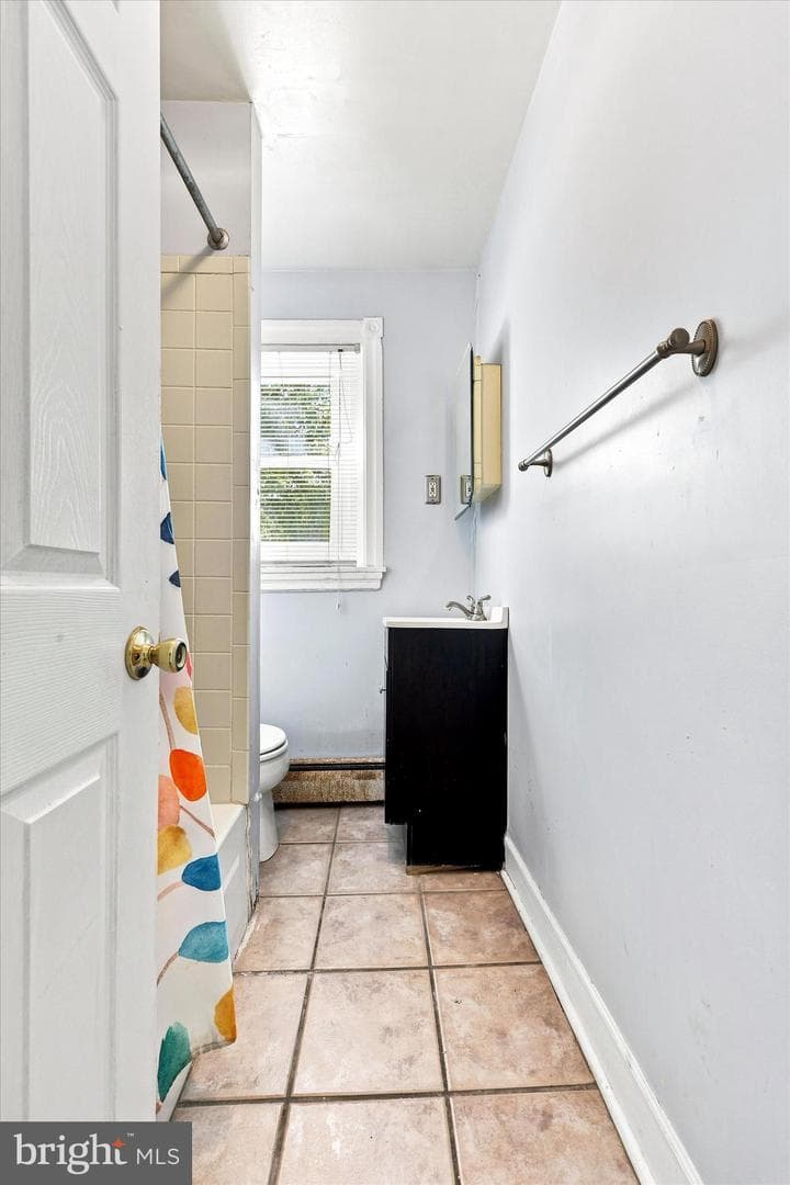 223 Sheas Terrace photo 13
