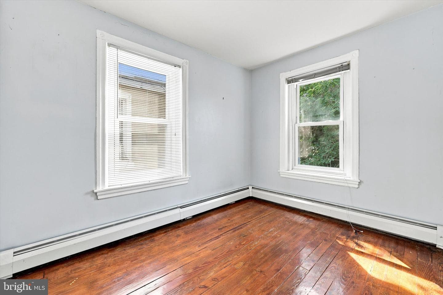 223 Sheas Terrace photo 8