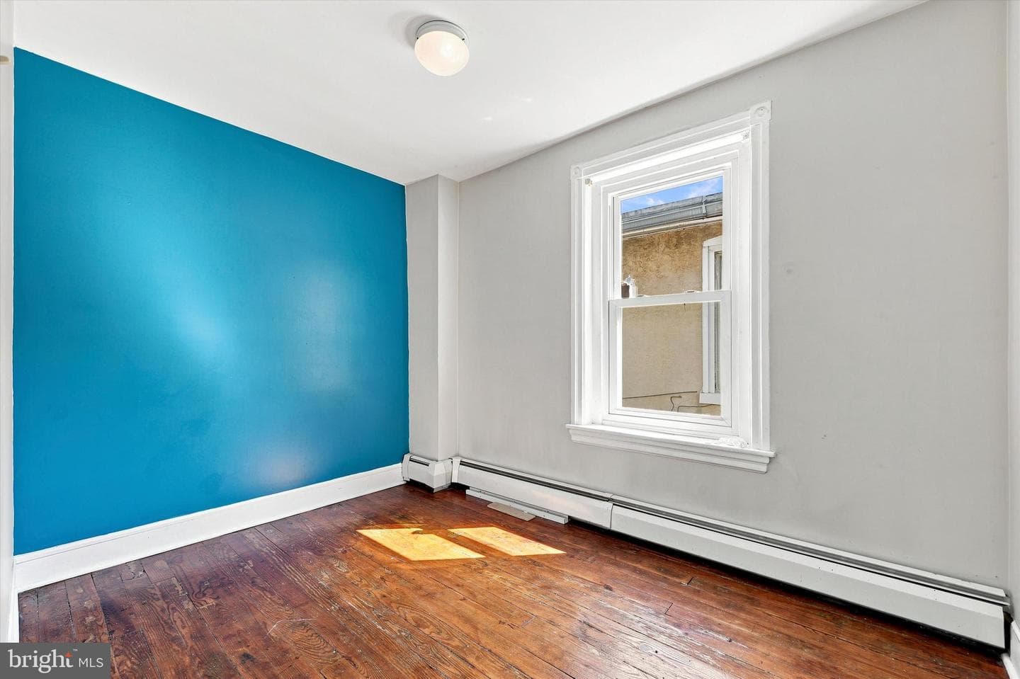 223 Sheas Terrace photo 9