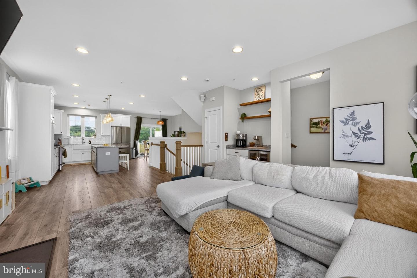 174 Larrabee Way photo 16
