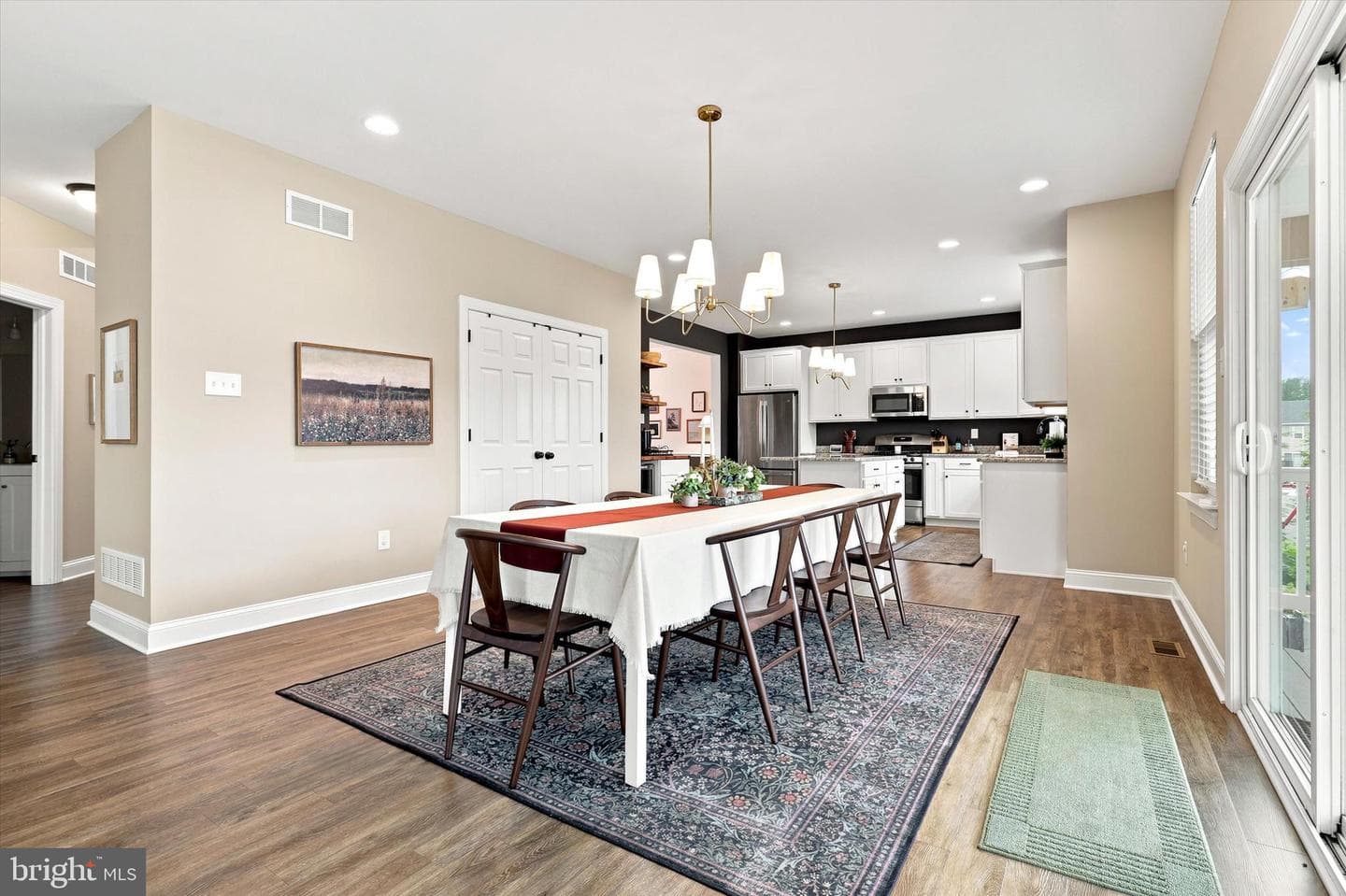 104 Worthington Circle photo 8