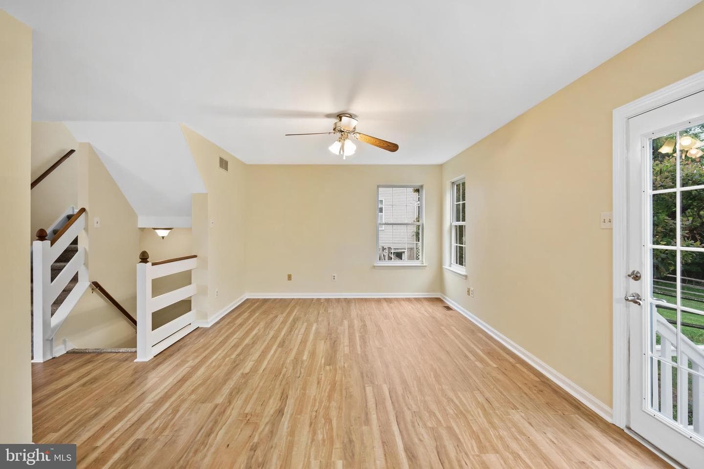 806 Elizabeth Court photo 15