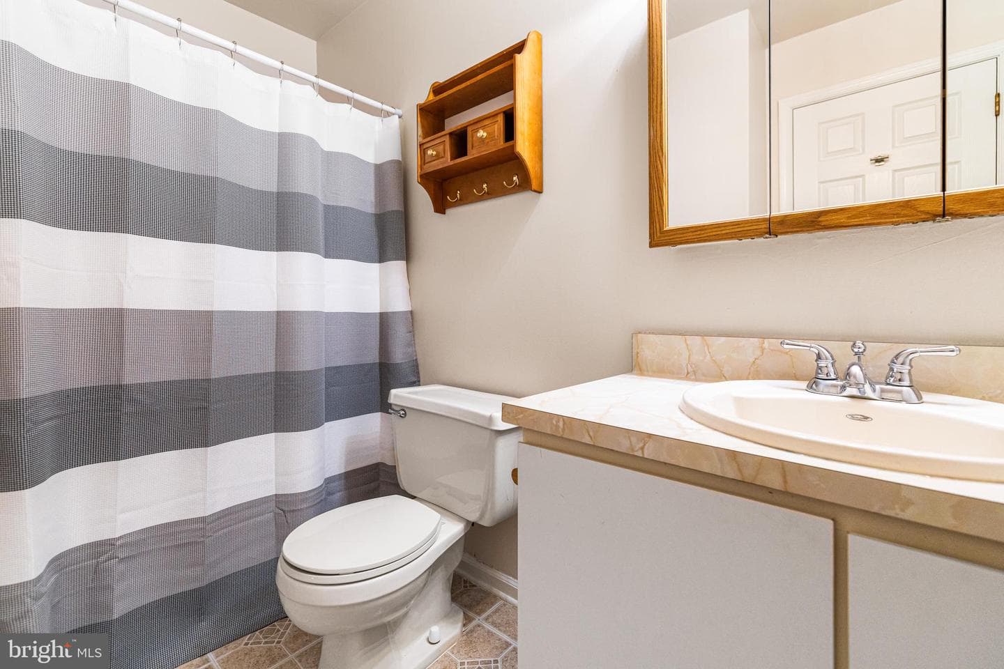 211 Orchard Drive photo 29