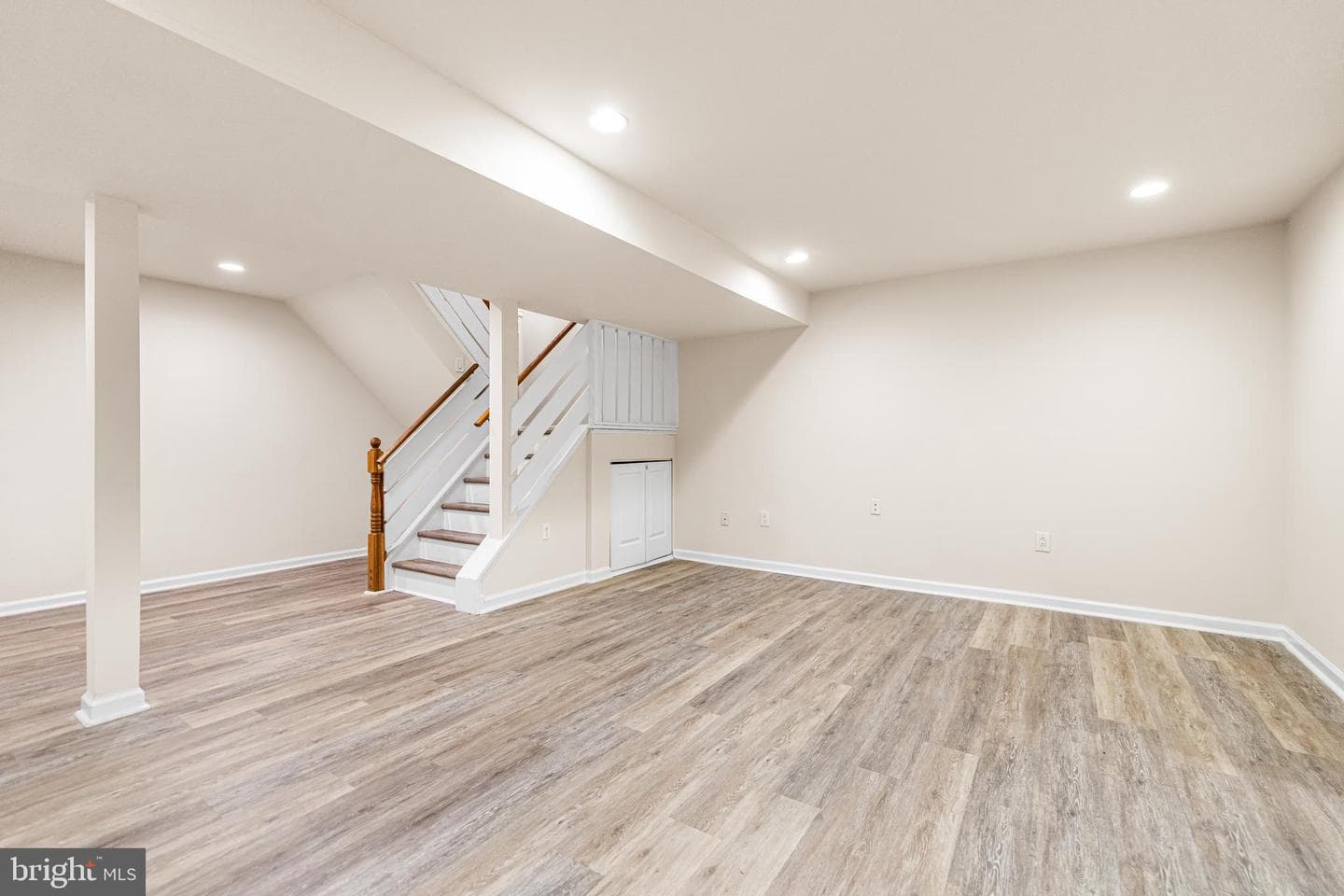 211 Orchard Drive photo 30