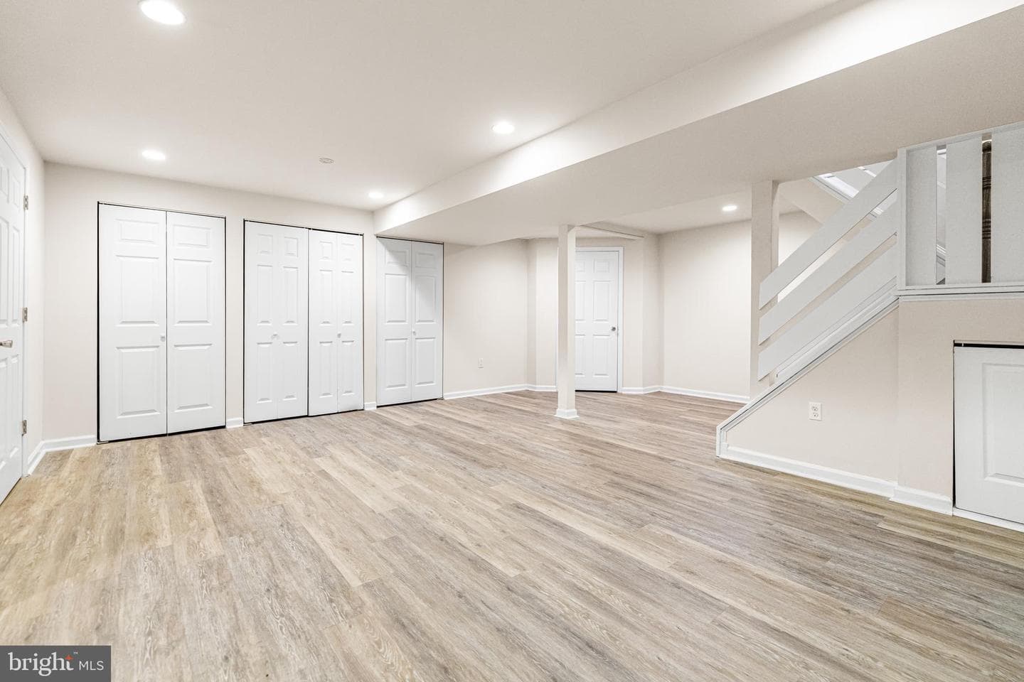 211 Orchard Drive photo 31
