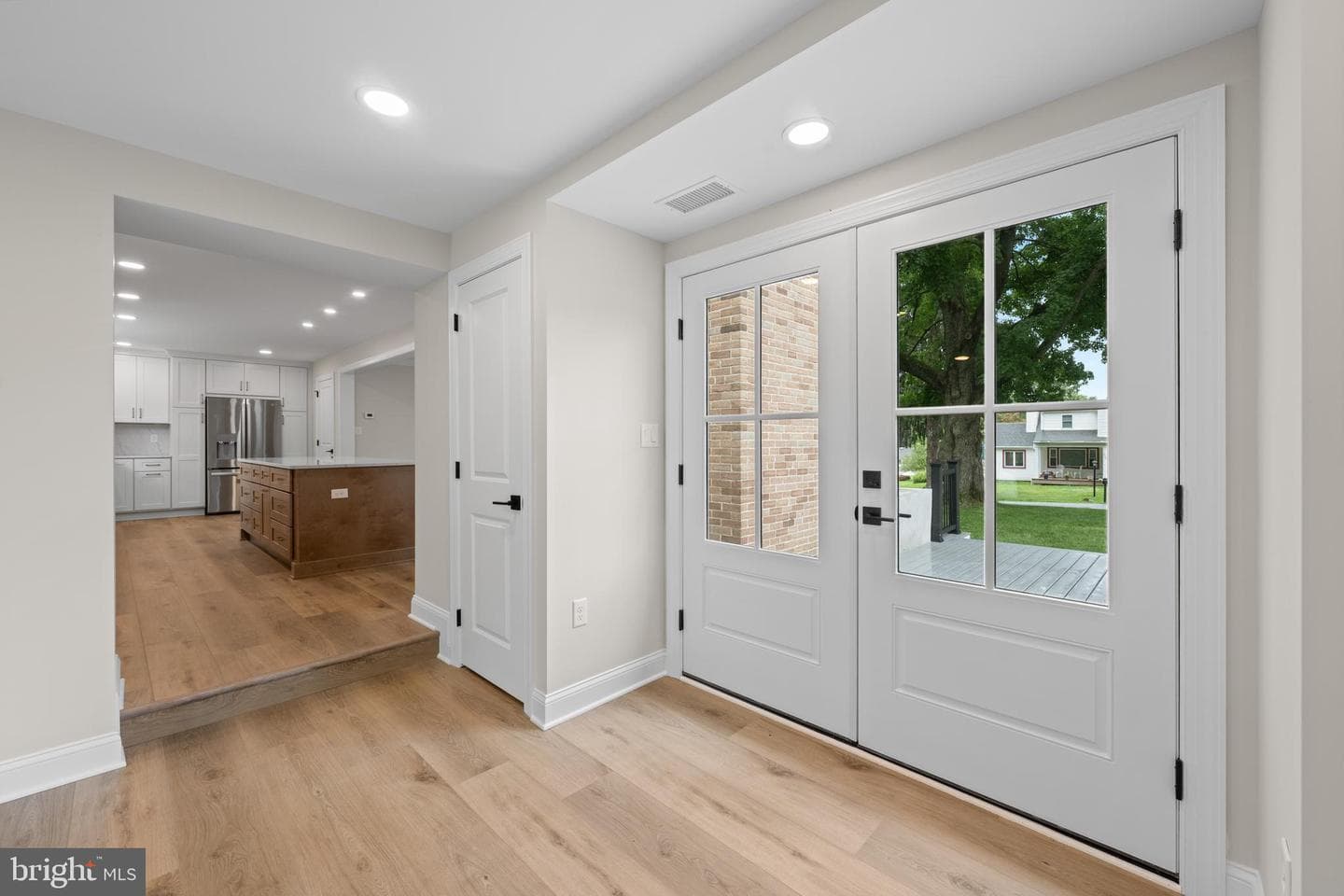 218 Crest Way photo 11
