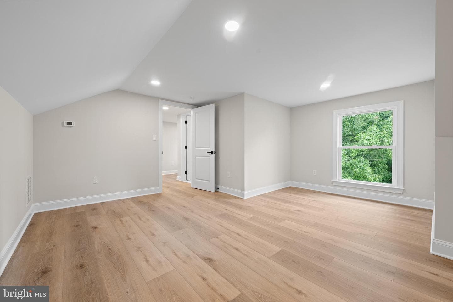 218 Crest Way photo 31