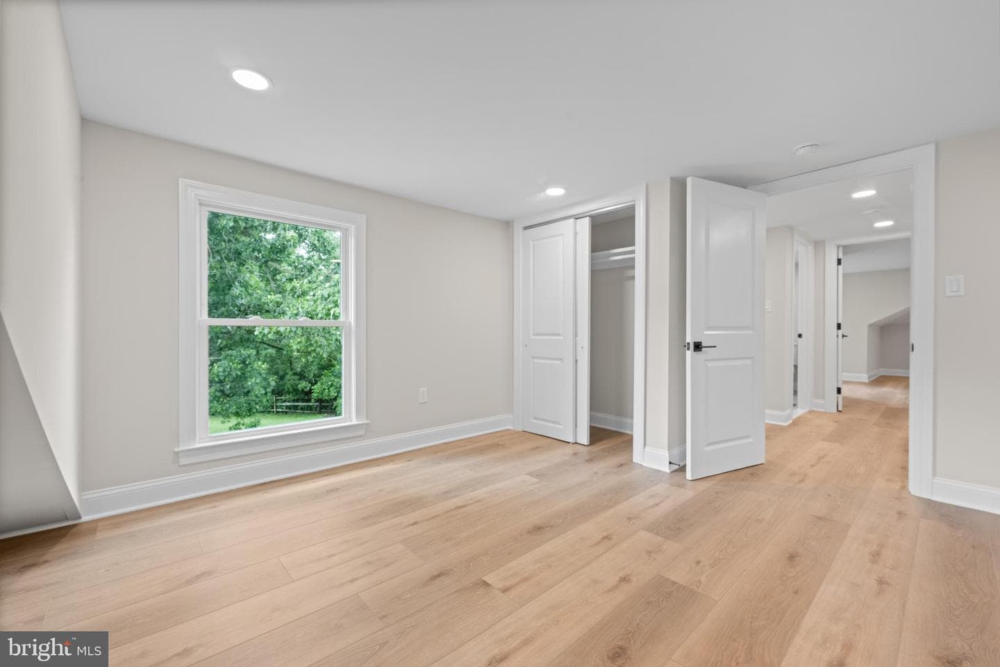 218 Crest Way photo 37