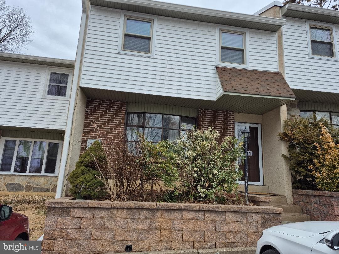 401 Woodside Circle, Dresher