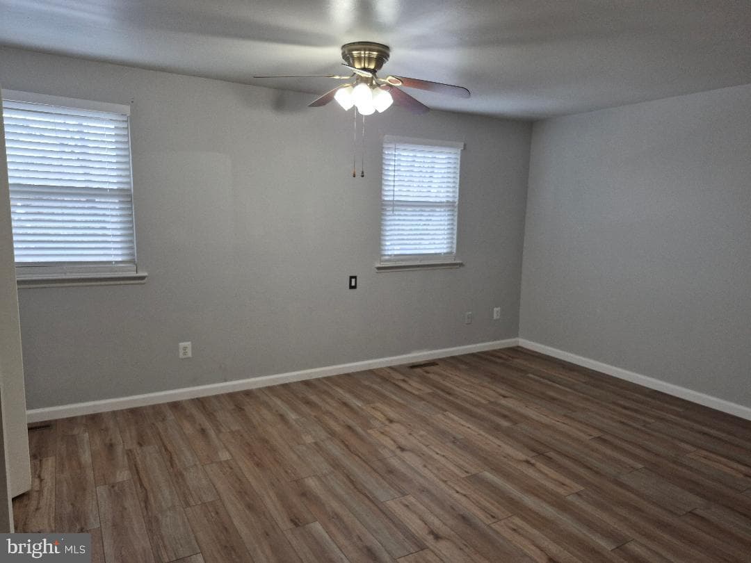 401 Woodside Circle photo 8