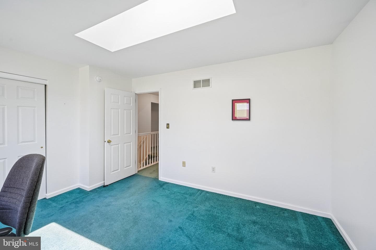 12 Lawn Avenue photo 36