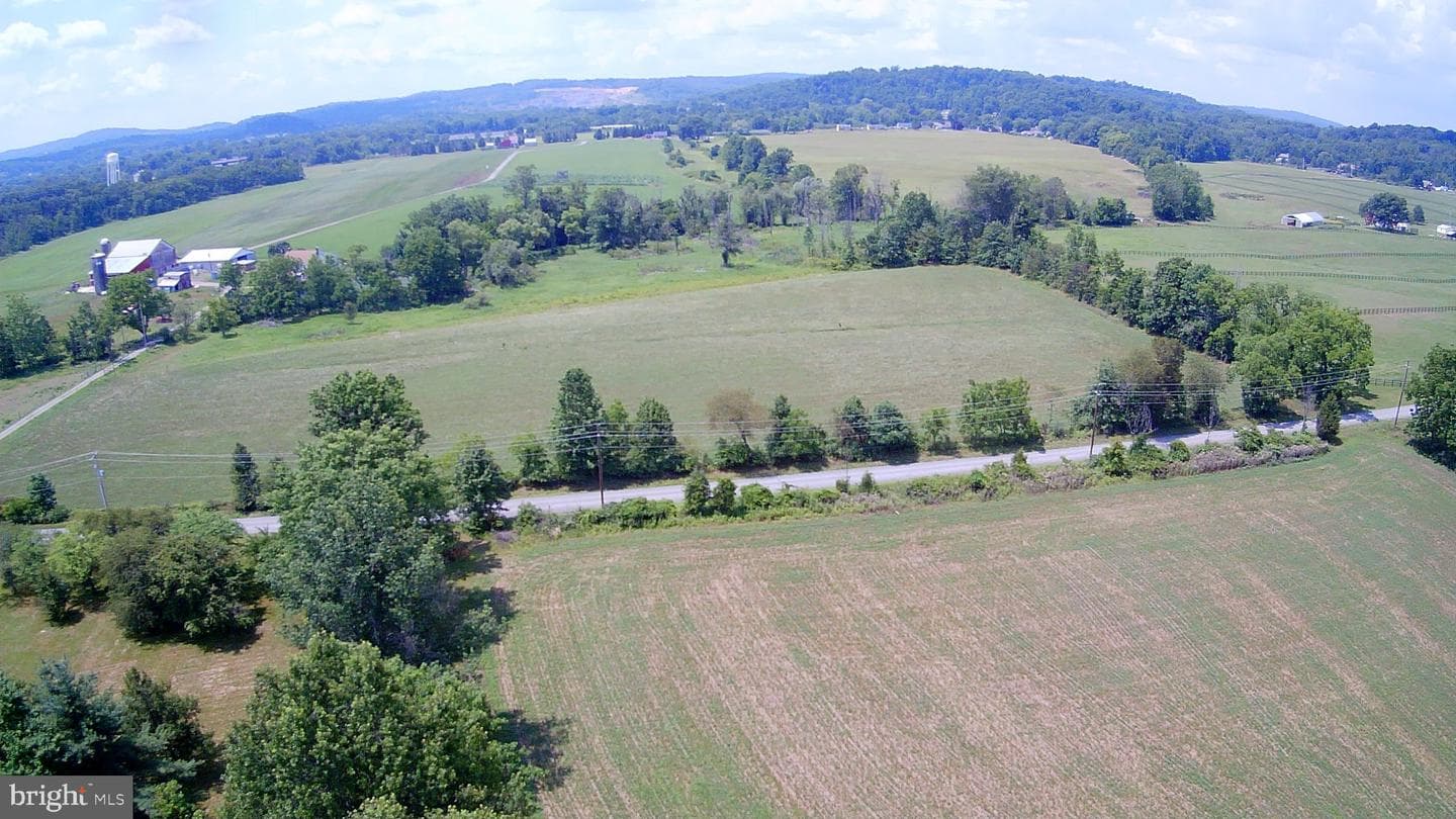 227 Schlegel Road photo 6