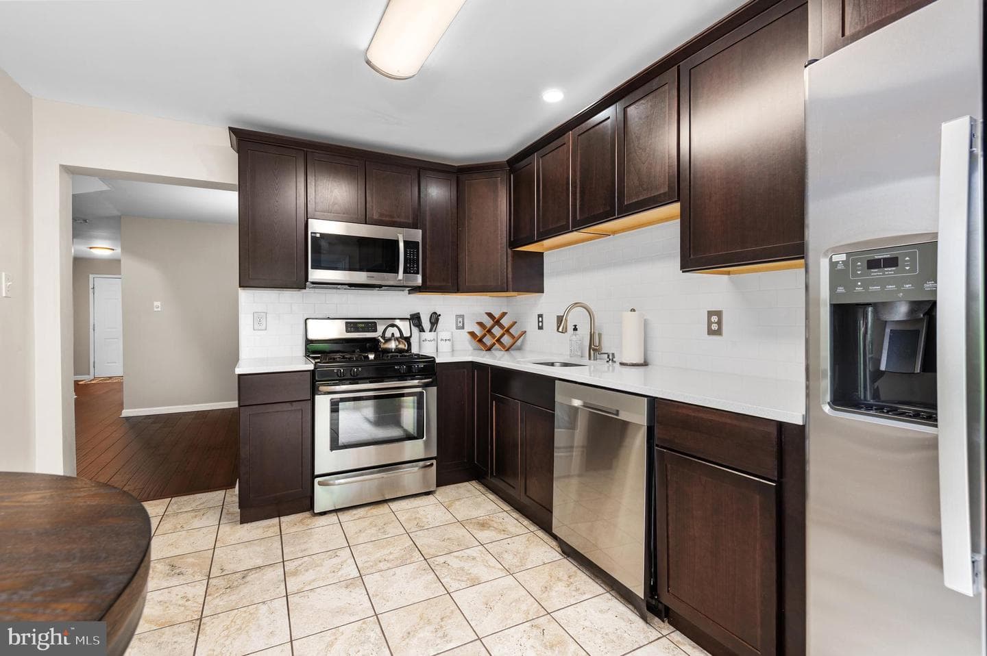202 Aqueduct Drive photo 6