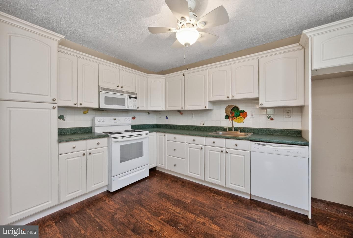 3129 Sycamore Lane photo 25