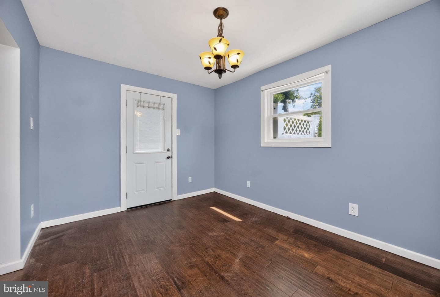 3129 Sycamore Lane photo 29