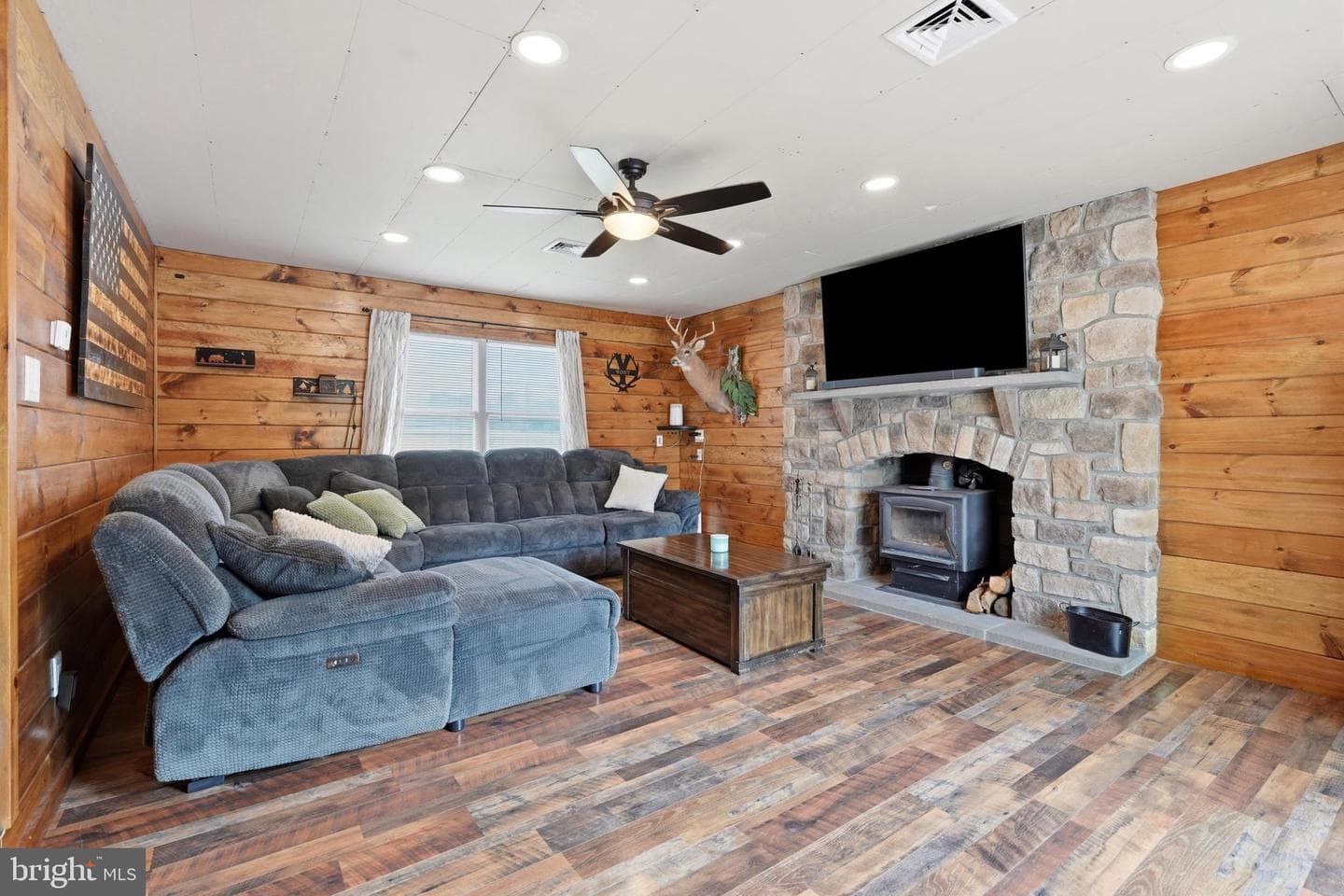 3033 Linfield Road photo 17
