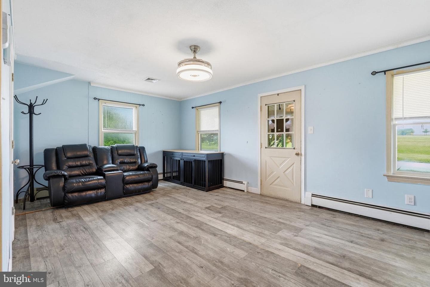 3033 Linfield Road photo 9