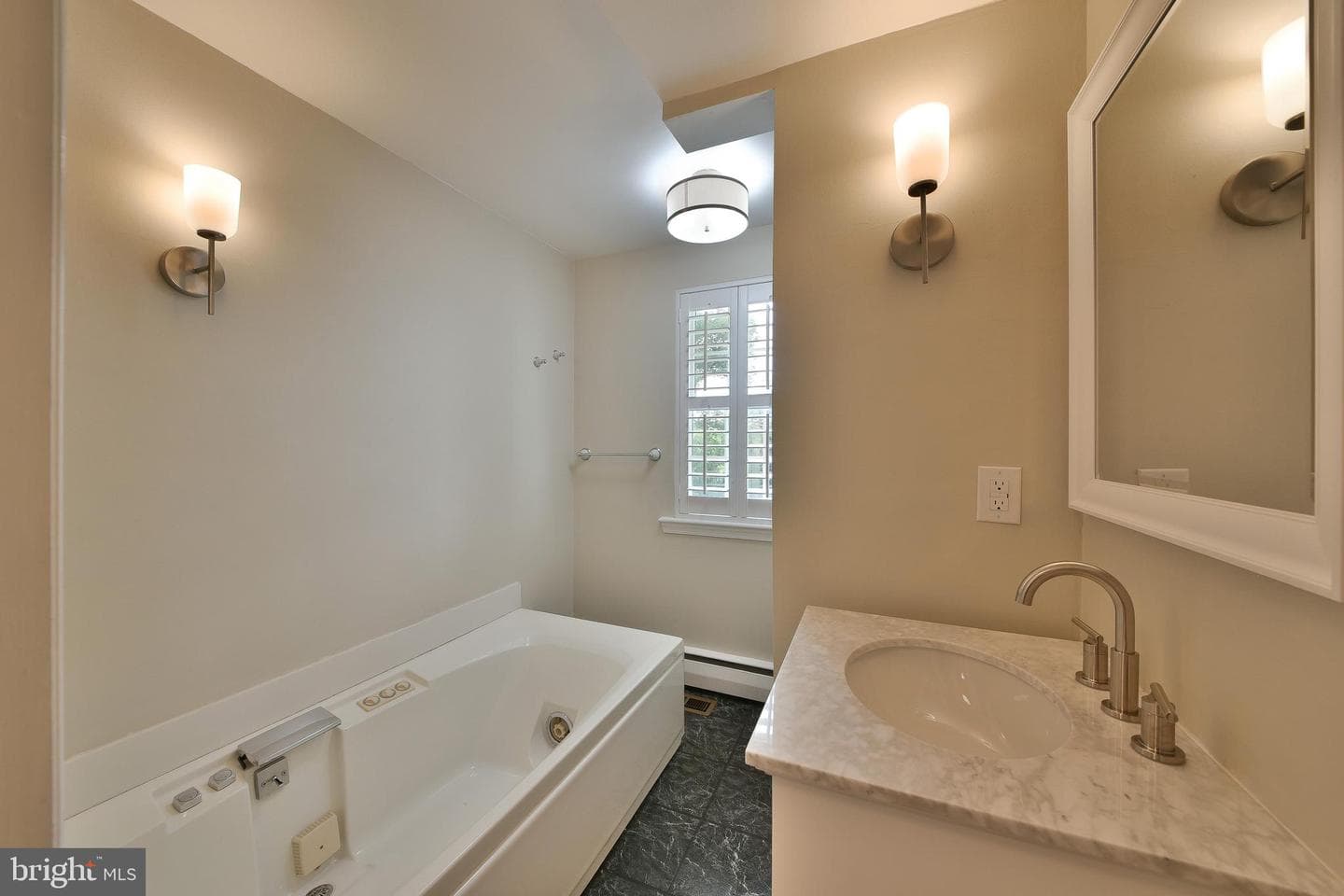 6113 W Mill Road photo 23