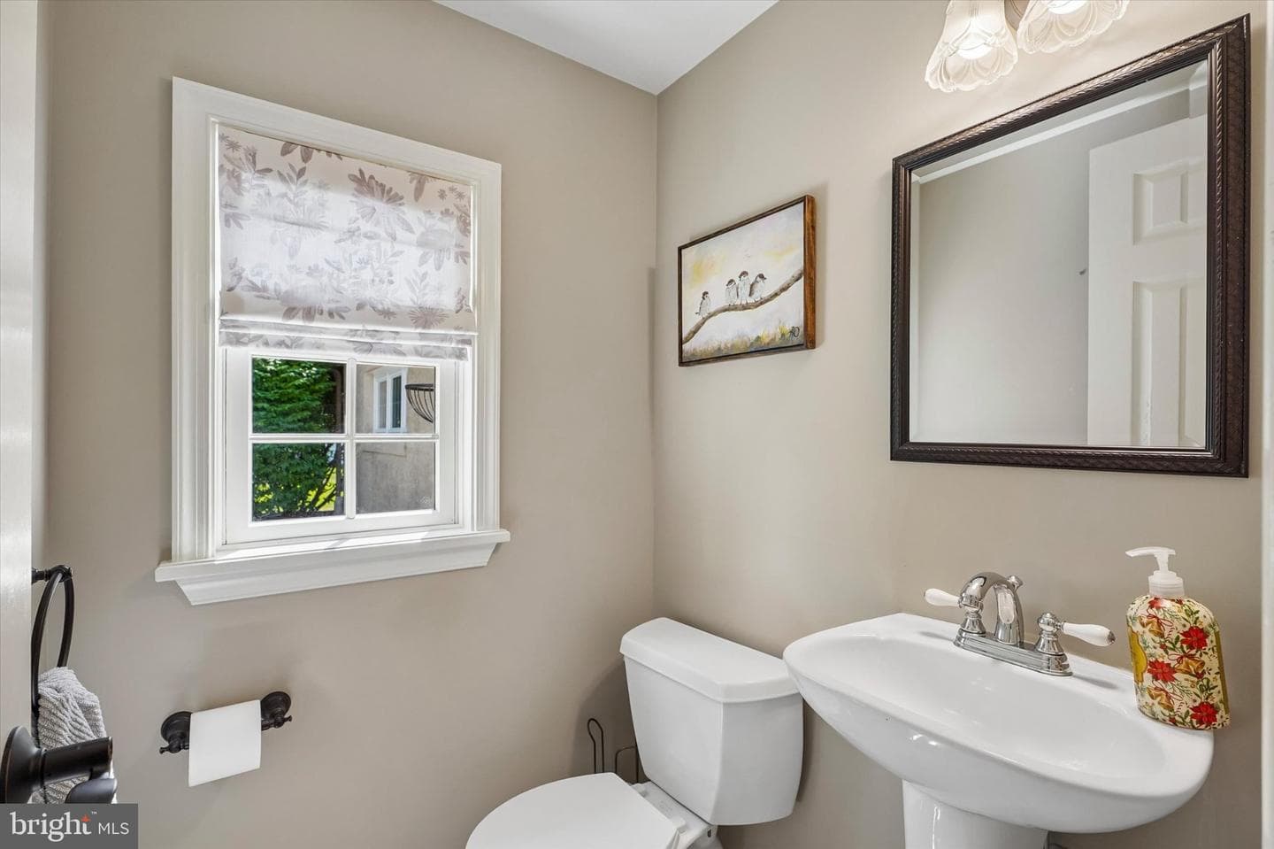 1121 W Thomas Road photo 14