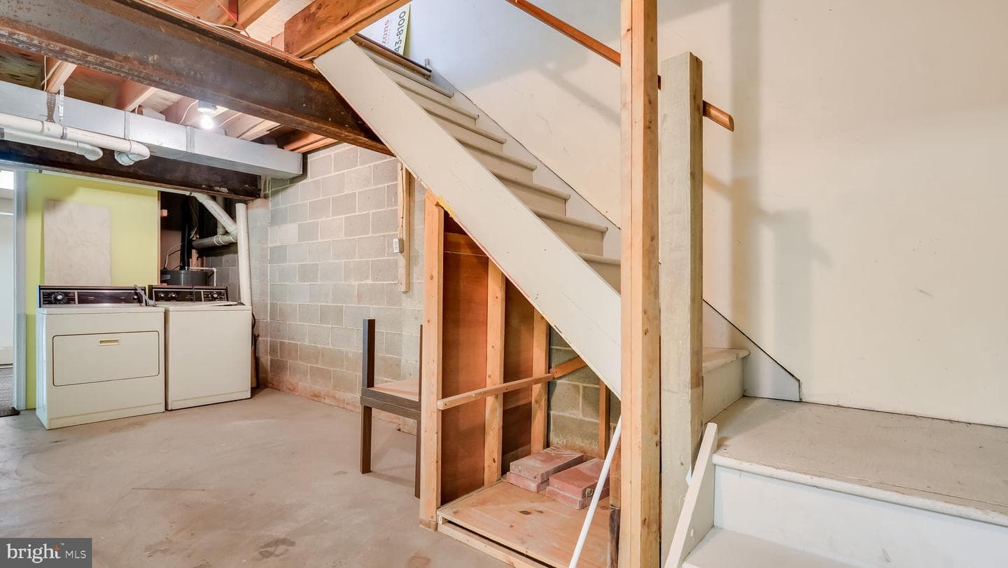 148 Pine Court photo 29