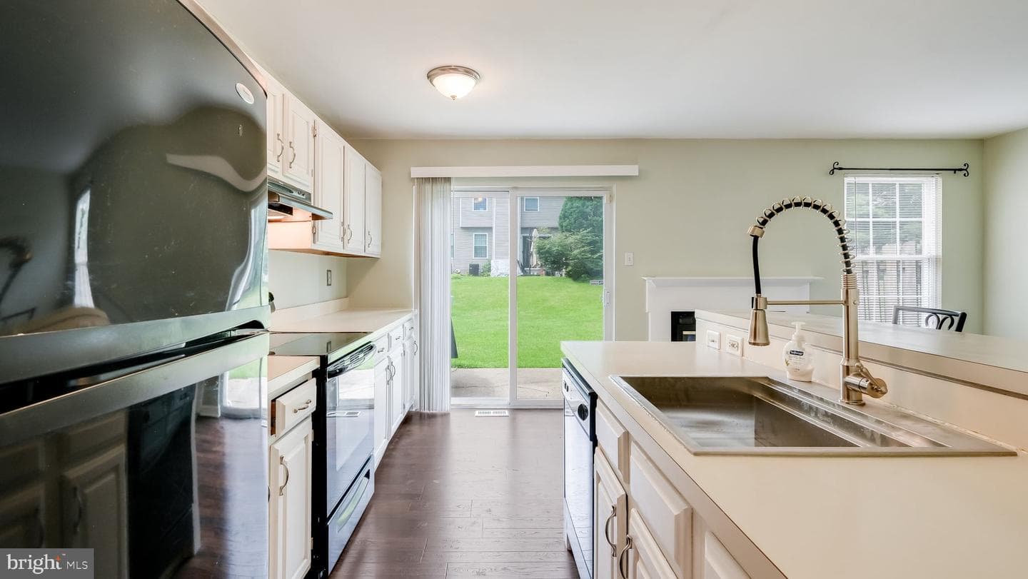 148 Pine Court photo 9