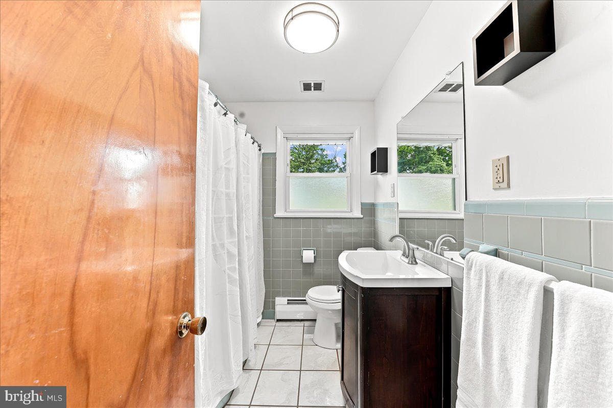67 1st Avenue photo 23