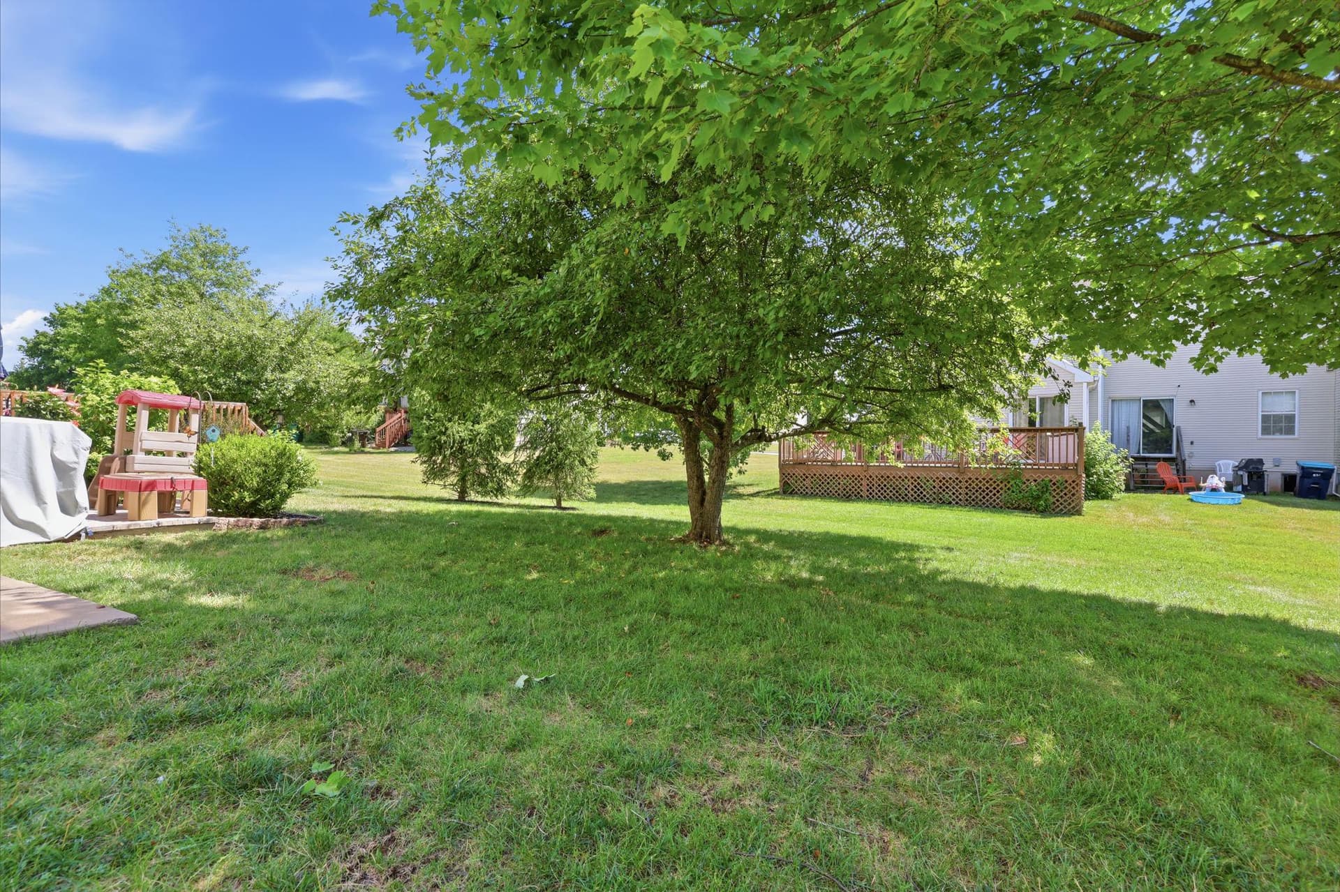 300 Countryside Court photo 30