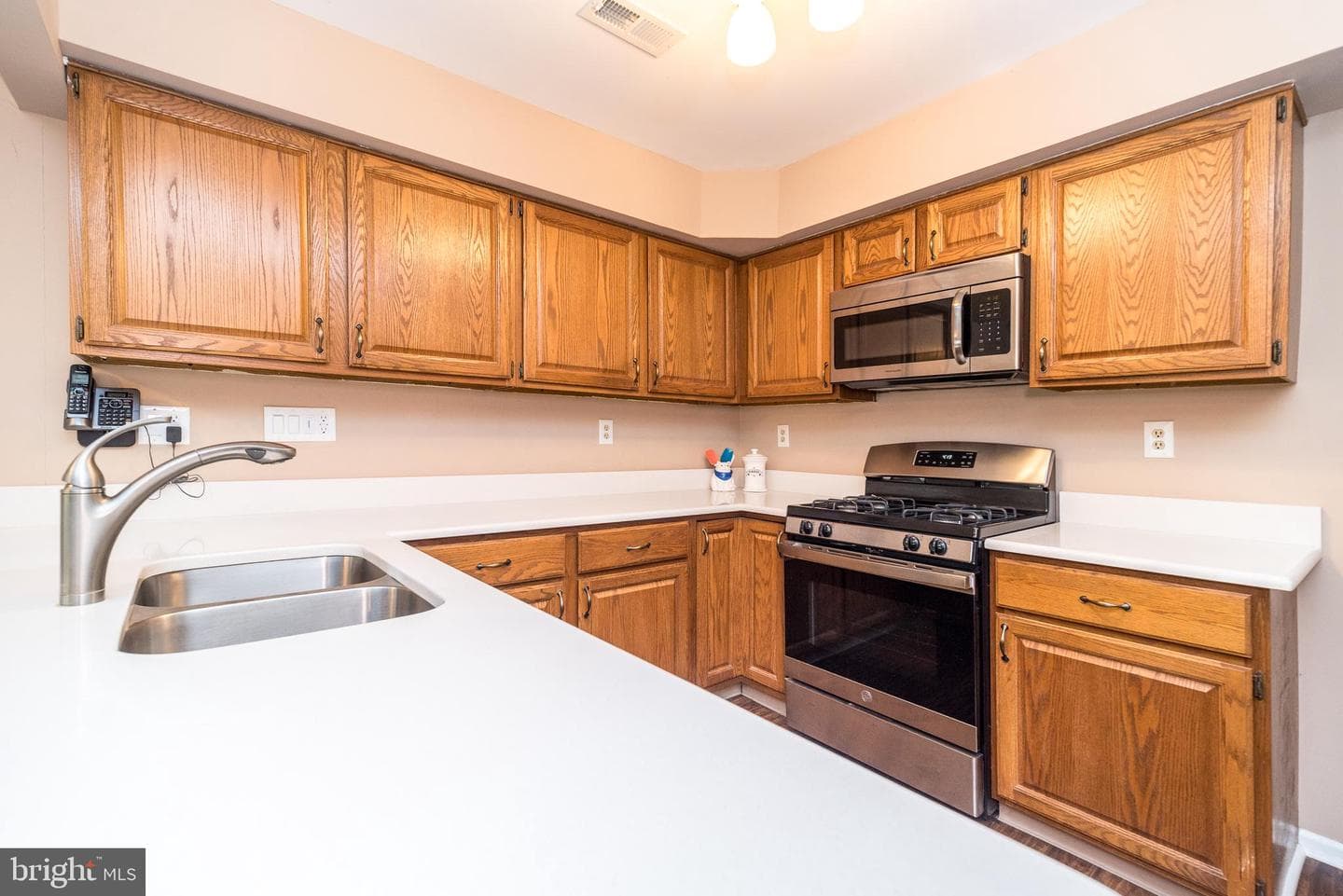 1408 Bronte Court photo 21