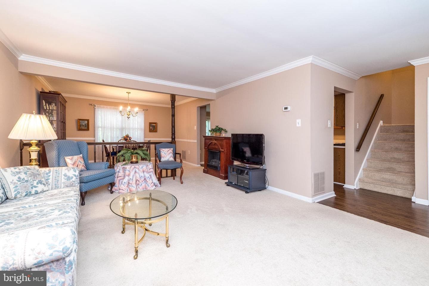 1408 Bronte Court photo 9