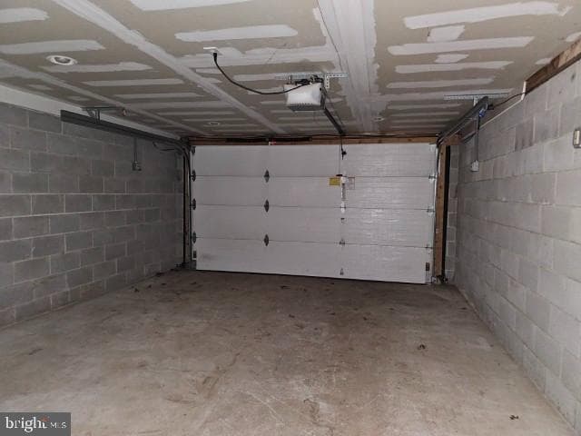 2719 Cowpath Road photo 9