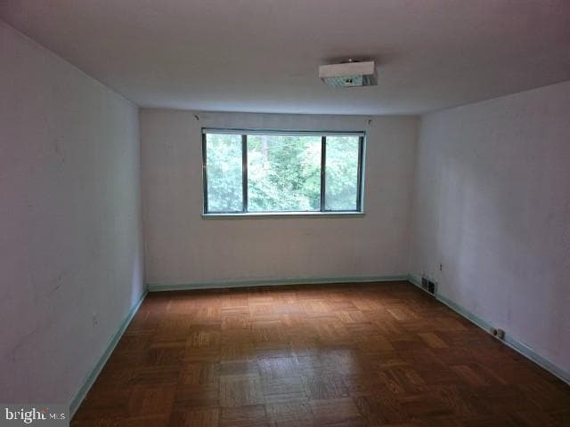 8128 Cedar photo 16