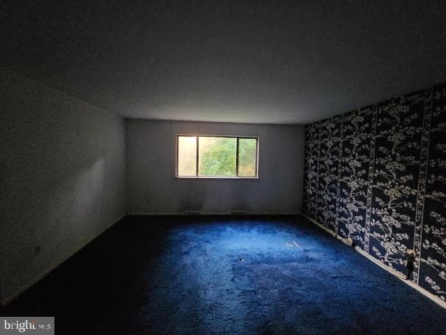 8128 Cedar photo 18