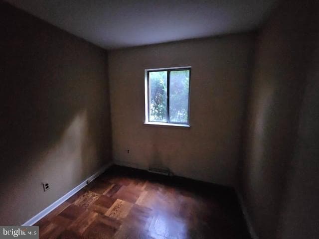 8128 Cedar photo 26